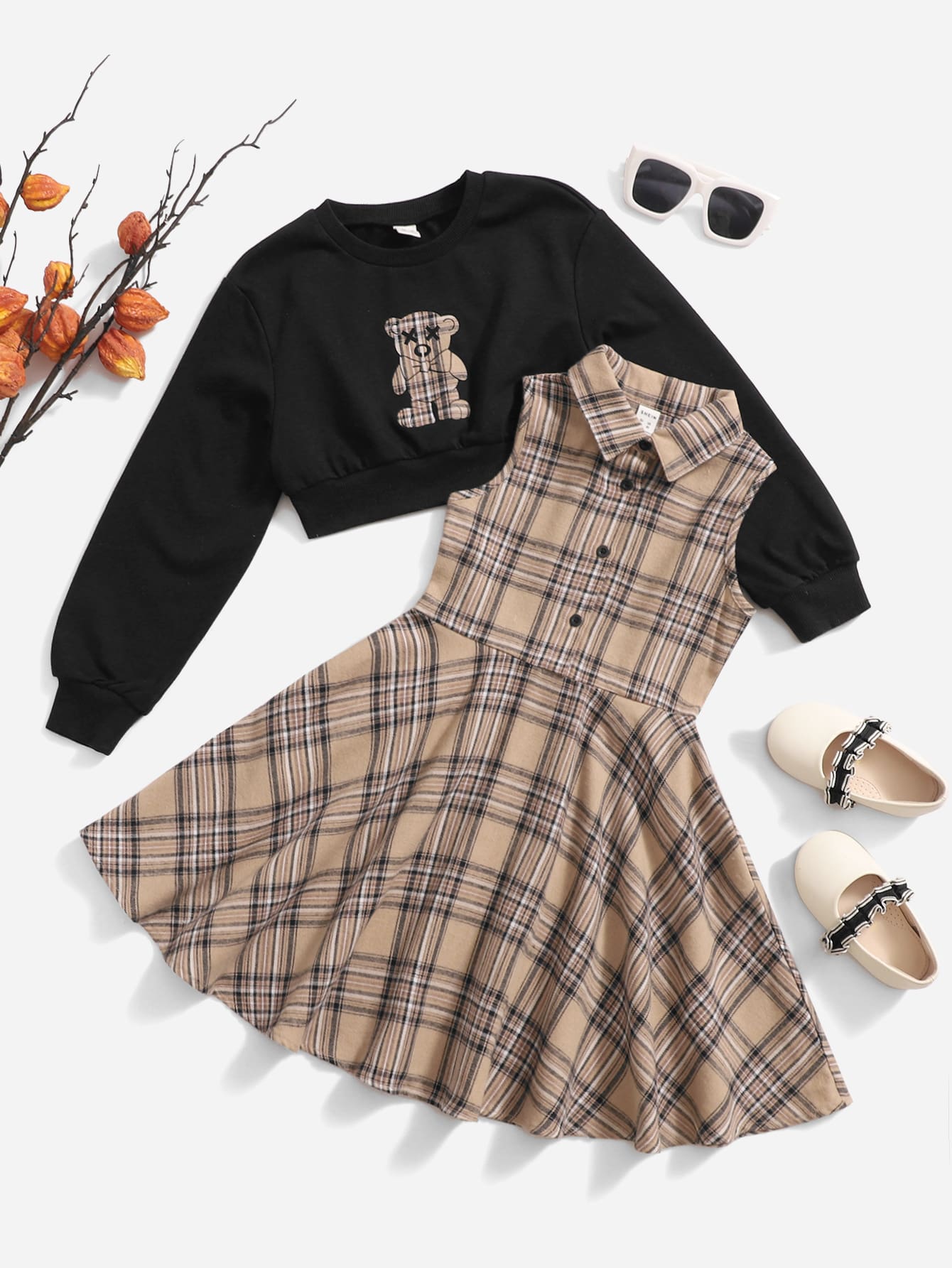 SHEIN 青少女熊和格紋印花下擺寬鬆套頭衫和無袖連衣裙 - 彩色 - 查看 1