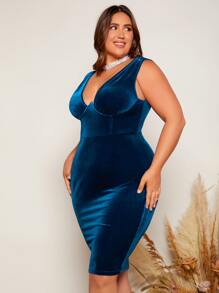 SHEIN Belle Talla grande Vestido doble escote V de terciopelo - Azul Marino - Ver 4