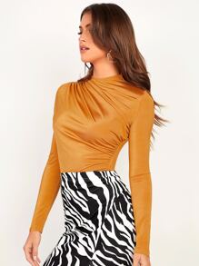 SHEIN Privé Solid Ruched Slim Tee - Brown - View 5