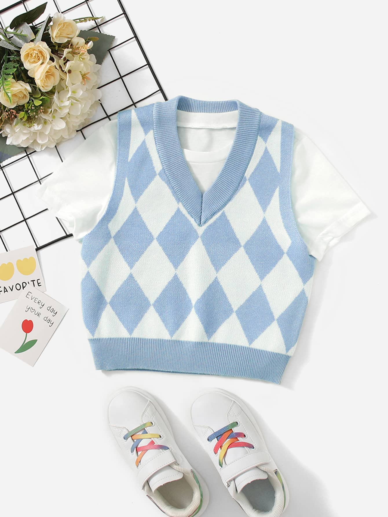 SHEIN Tween Girl 1pc Argyle Pattern Sweater Vest - Blue and White - View 1