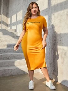 Mulvari 大碼字母圖案緊身連衣裙