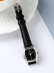 Tonneau Pointer Quartz Watch As A Gift For Students Returning To School