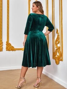 Retro Peaches Plus Leopard Print Velvet Dress - Multicolor - View 3