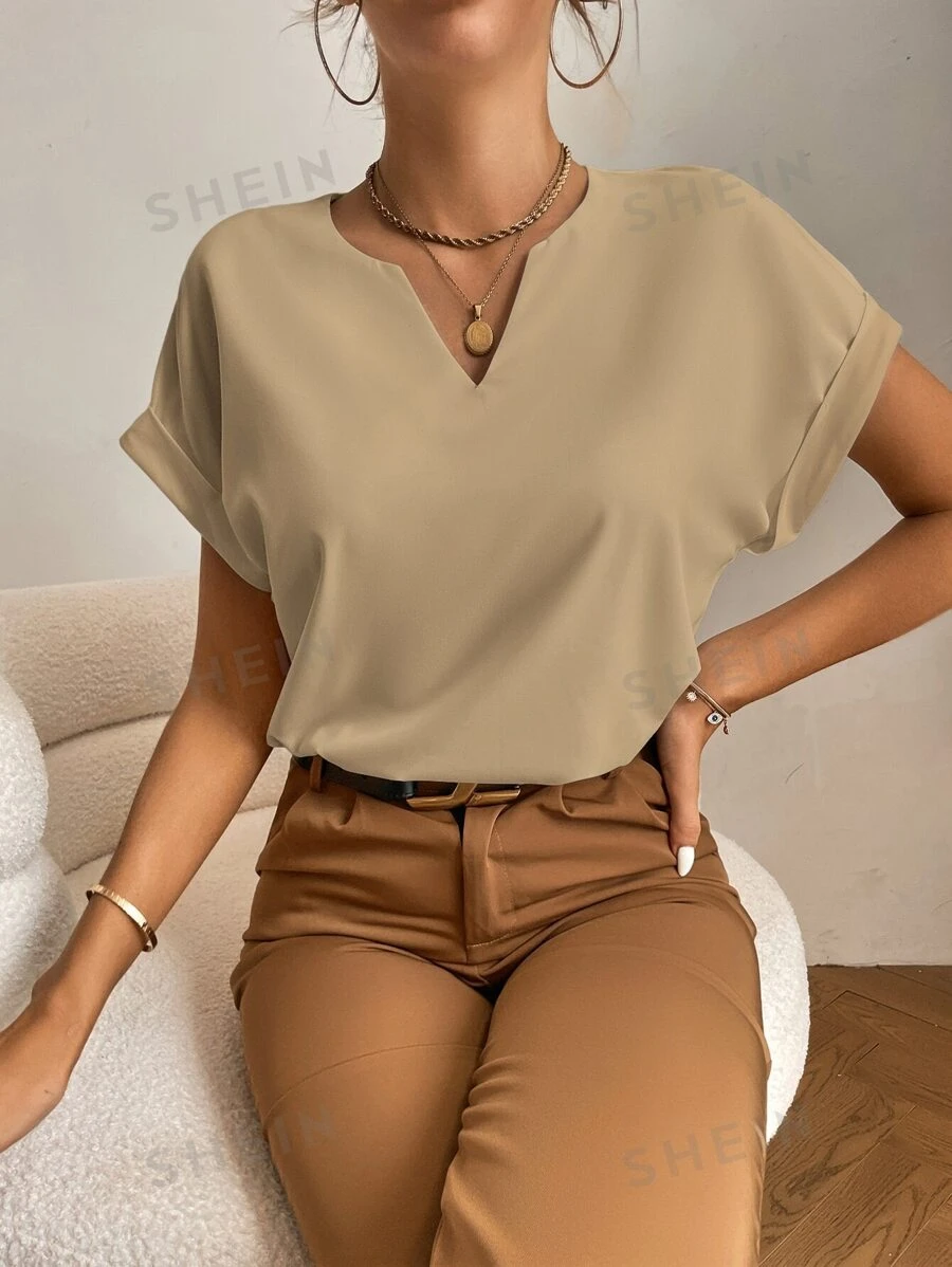 SHEIN Tall Blusa corta de cuello escotado y mangas tipo murciélago, blusas de manga corta