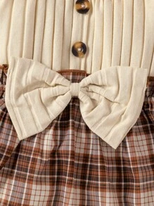 SHEIN 嬰兒格紋印花前蝴蝶結荷葉袖連衣裙和頭巾 - 彩色 - 查看 3