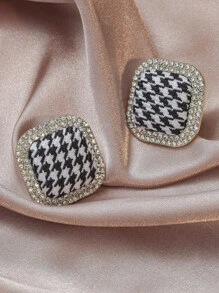 اقراط مسماري نمط مسنن بديكور حجر الراين