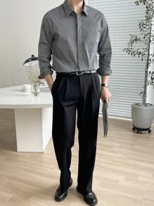 DAZY Camisa de vestir con botones ocultos y rayas para hombres - Blanco y Negro - Ver 5