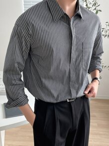 DAZY Camisa de vestir con botones ocultos y rayas para hombres - Blanco y Negro - Ver 7