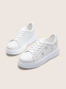 Floral Embroidered Lace-Up Front Skate Shoes, White Sporty Embroidered Flower Print Women's Casual Athletic Shoes - White - View 2