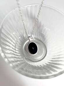 Nooxian Oval Pendant Necklace - Multicolor - View 3