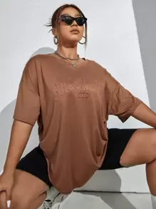 SHEIN EZwear 大碼字母壓紋落肩T恤 - 棕色 - 查看 4