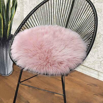 1pc Pink Round Decorative Floor Mat, Faux Fur Circular Carpet, Fluffy Washable Small Rug, Suitable For Nail Desk, Cosmetics Display, Various Photoshoot Decor, Simple Ins-Style Home Decoration, Applicable For All Seasons