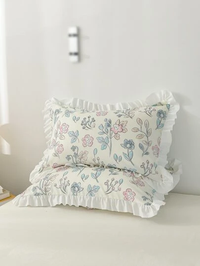 2 st Blommigt tryckta örngott med volanger, enkla örngott med breda kanter. Flera färger tillgängliga. Hudvänliga och bekväma lakan för hem och sovsal. Maskintvättbar