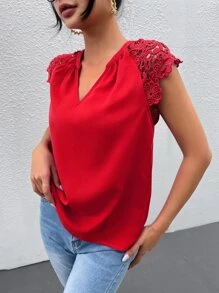 SHEIN Clasi Blusa con encaje en contraste de manga raglán - Rojo - Ver 6