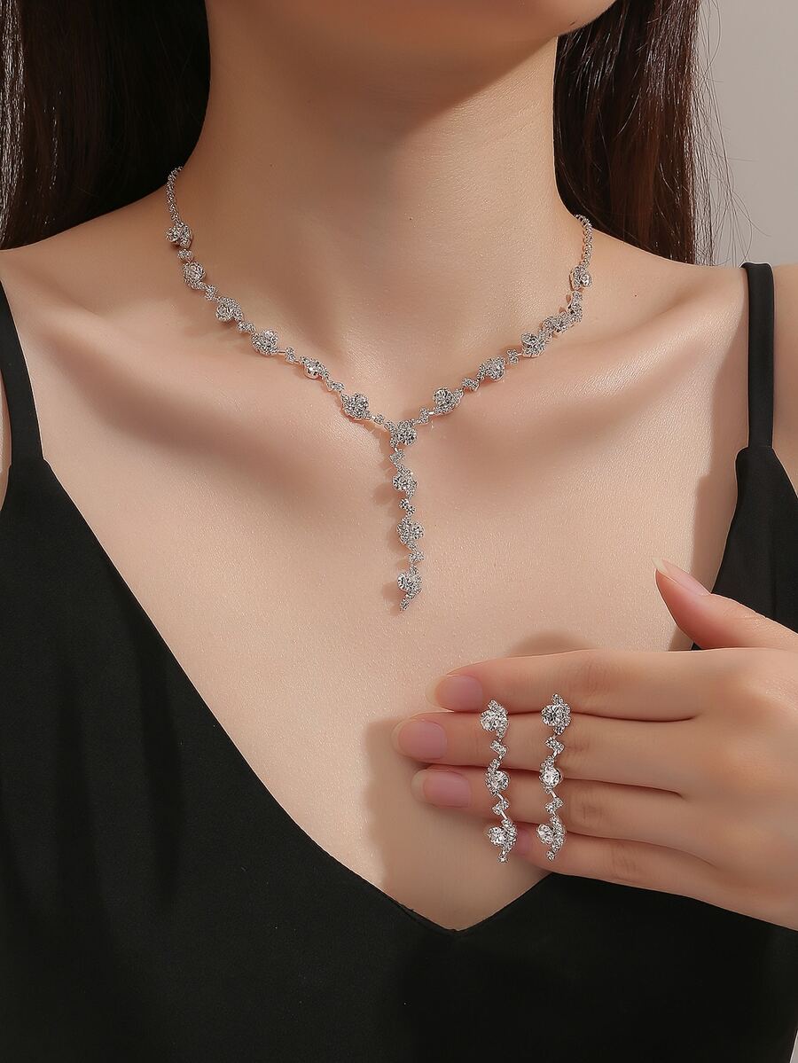 Collar en Y con diseño de diamante de imitación con pendientes largos - Plateado - Ver 1