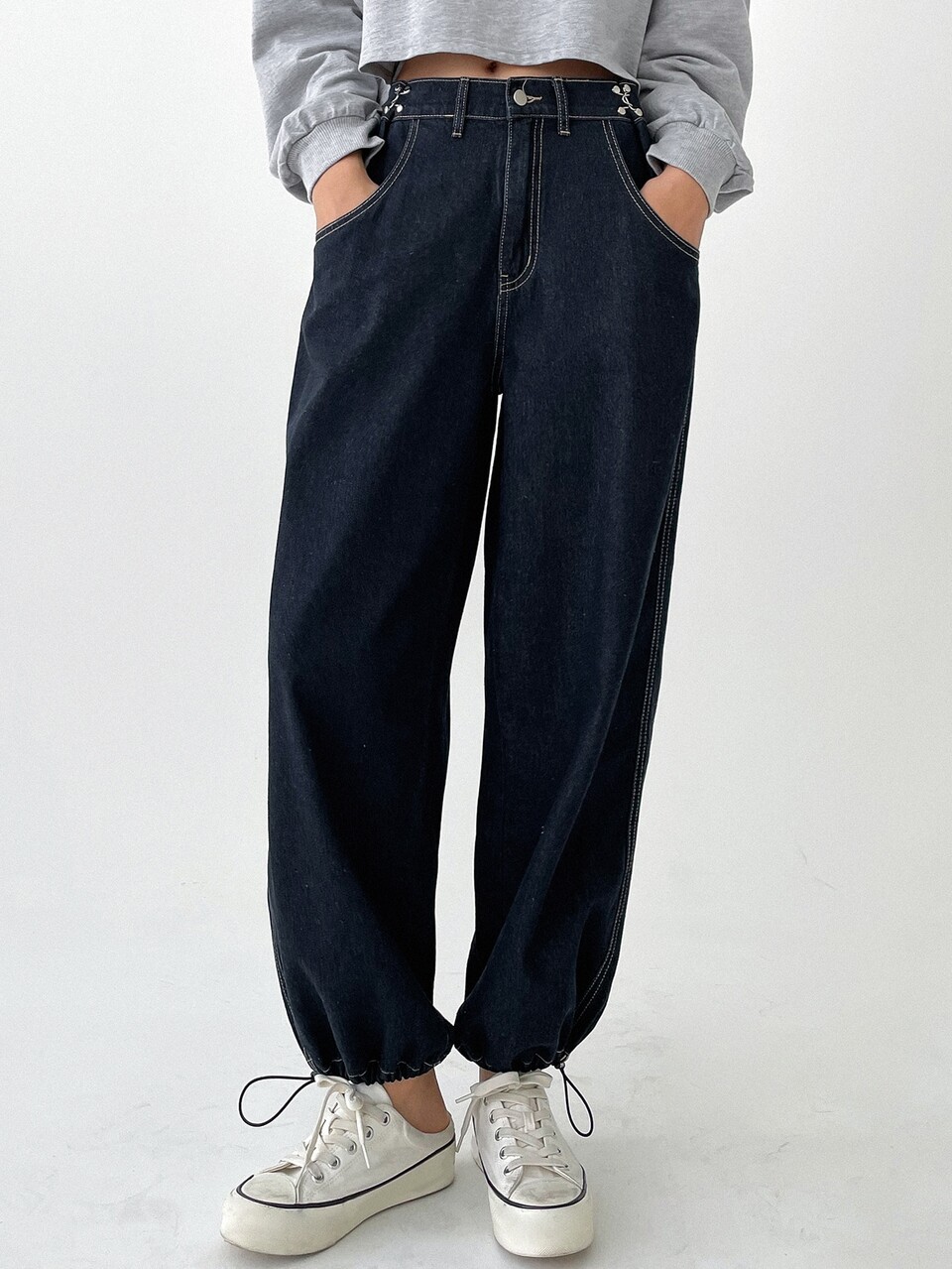 Top-stitching Drawstring Jogger Jeans