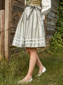 SHEIN 小碎花鏤空蕾絲花邊腰帶半身裙