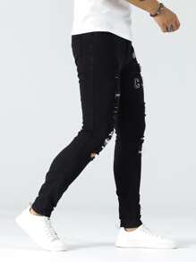 Manfinity LEGND Men Cotton Figure Embroidery Patch Detail Ripped Jeans, Black Ripped Jeans Men, Black Distressed Jeans - Black - View 4