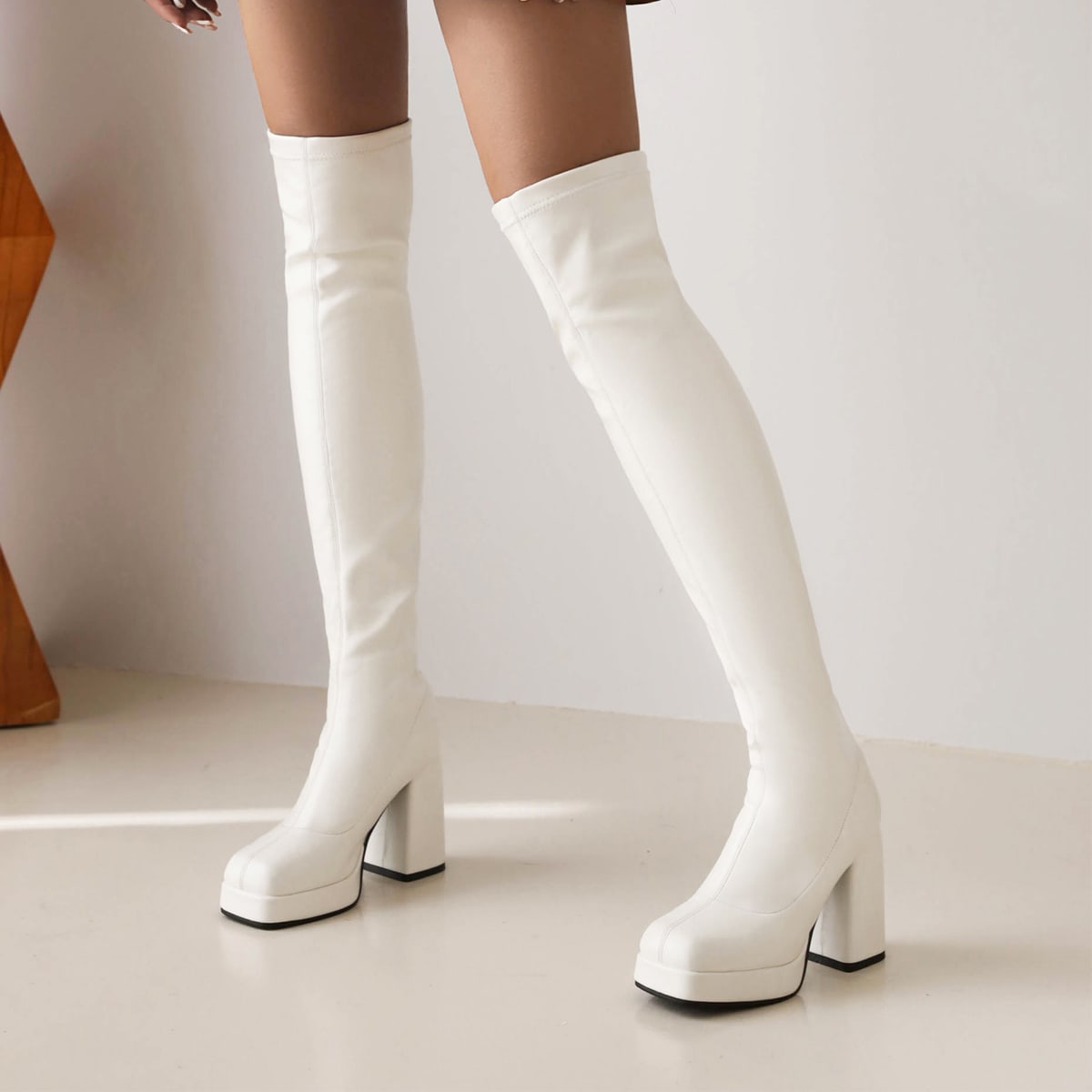 Botas clásicas de mujer para otoño/invierno, blancas, ajustadas hasta el muslo, con tacón grueso y plataforma, punta cuadrada, sexy