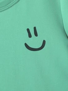 SHEIN 2入組男童休閒純色笑臉印花短袖襯衫和印花短褲套裝，適用於夏季、休閒、派對、日常穿著、學校、旅遊和聚會 - 綠色 - 查看 4