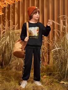 SHEIN Boys Figure Graphic Pullover & Joggers Set - Black - View 2