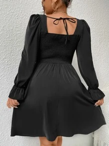 SHEIN LUNE Đầm Plus Size viền lá sen Ren lên Xù Buộc lại Dải chun Nếp gấp Phần Ngực màu trơn Thanh lịch - màu đen - Xem 2