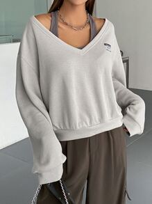 DAZY 字母贴片 V 领落肩运动衫（无吊带上衣）秋季服装