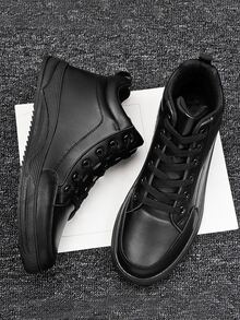 Men Minimalist Lace Up Front Skate Shoes - Black - View 4