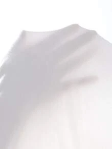 Seusyu Mock-neck Solid Tee