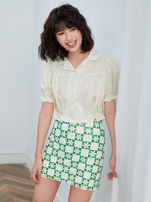 Blus Crop dengan Kancing Depan Polos dan Hiasan Rumbai - Aprikot - View 4