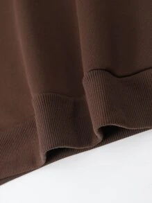 Manfinity EMRG Men Wings And Letter Graphic Drawstring Thermal Lined Hoodie - Coffee Brown - View 4