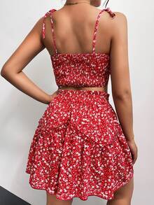 SHEIN VCAY 小碎花胸部褶皺吊帶上衣和荷葉邊裙子套裝 - 紅色 - 查看 2