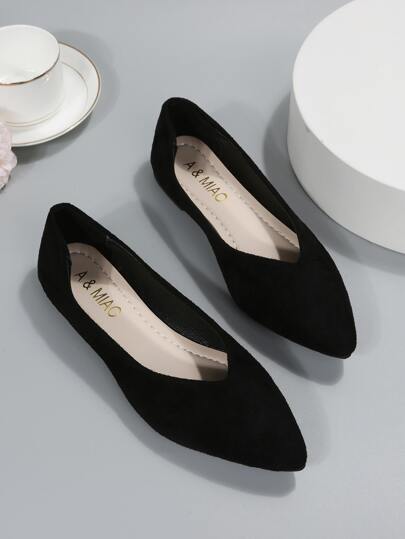 Pointed Toe Flat Shoes Plus Size 35-45 Spring/Autumn Fashion Pointed Toe Flat Shoes Daily Wear Match Skirts Low Vamp Slip-On Women's Flat Shoes Elegant Women's Shoes Comfortable Women's Shoes Pointed Toe Flat Shoes Flat Four-Season Flat Shoes Ballet Shoes Flat Shoes Women Soft Sole Slip On Minimalist Daily Wear Flat Shoes Ramadan Eid Al-Adha