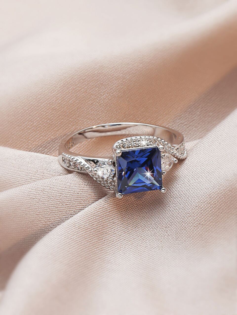 1pc Fashionable Blue Cubic Zirconia Ring, Delicate Gift For Valentine's Day Women Dating
