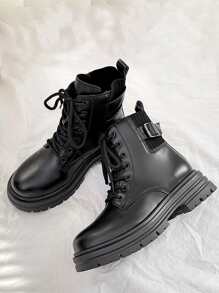 搭扣裝飾前綁帶馬丁靴,黑色中性設計扣飾素色女士時尚靴子