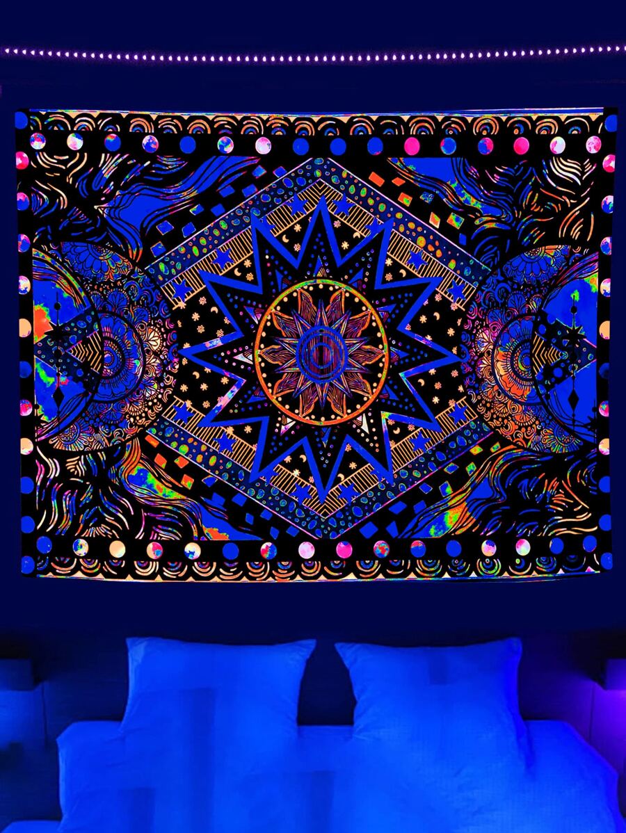Geometric Pattern Glow-in-the-dark Tapestry | SHEIN USA