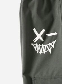 SHEIN 動漫圖案拉鍊口袋青少年貨物褲