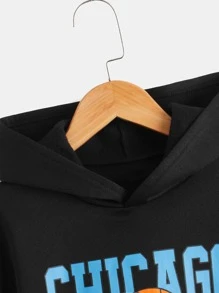 SHEIN 男孩籃球和字母圖案保暖連帽衫