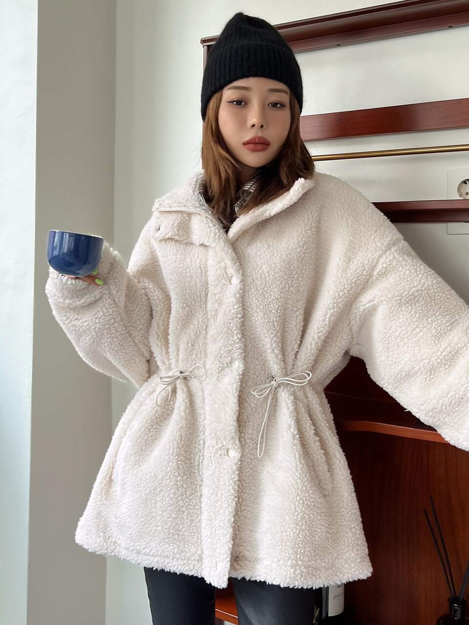 Drop Shoulder Drawstring Waist Teddy Coat