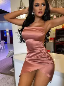 SHEIN SXY 垂領鬱金香下擺露背交叉緞面吊帶連衣裙 - 藕粉色 - 查看 1