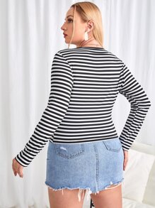 SHEIN EZwear 大碼條紋印花短款T恤 - 黑與白 - 查看 5