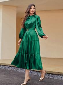Modelyn 灯笼袖荷叶边下摆带扣系腰带缎面连衣裙长款晚礼服
