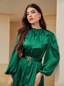 Modelyn 灯笼袖荷叶边下摆带扣系腰带缎面连衣裙长款晚礼服