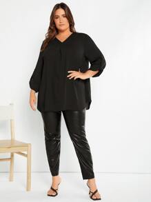 SHEIN LUNE Plus Roll Tab Sleeve Curved Hem Top - Black - View 4