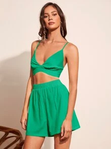 SHEIN Essnce 素色露背吊帶背心和短褲無襯衫 - 綠色 - 查看 5