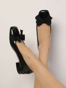 秋冬蝴蝶结装饰方头平底鞋，黑色学院风蝴蝶结纯色女士平底鞋情人节款 - 黑色 - 查看 1