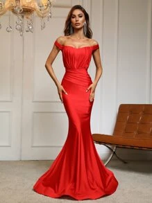 Off Shoulder Mermaid Hem Prom Dress - Red - View 1