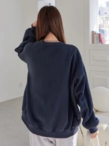 Thêu Hoạt hình Thả vai Áo nỉ - Màu xanh hải quân - Xem 2