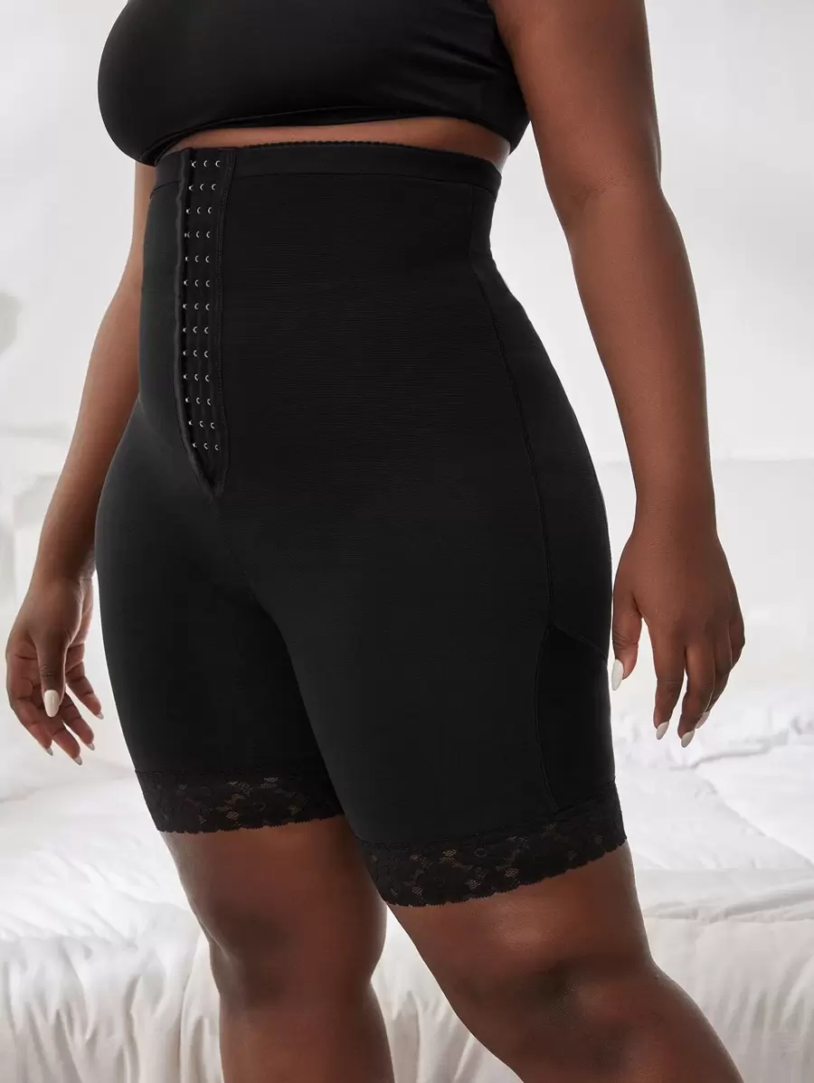 大碼蕾絲邊塑形短褲