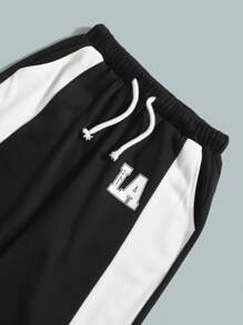 SHEIN Bộ hai mảnh Trai Dây kéo Túi Sọc bên Khối Màu Lá thư Sẵn sàng - Đen và trắng - Xem 4